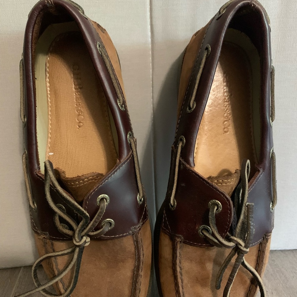 Bass leather boat shoes size 7 dark/light brown good condition
